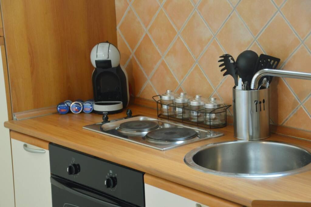 Wineexperience- Wine&Jacuzzi Suite Lecce Ngoại thất bức ảnh