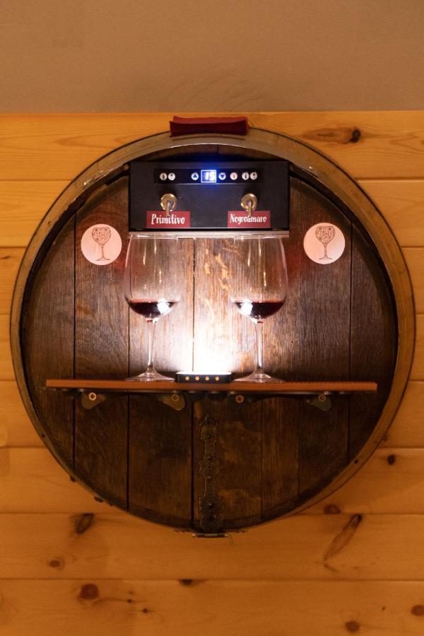 Wineexperience- Wine&Jacuzzi Suite Lecce Ngoại thất bức ảnh