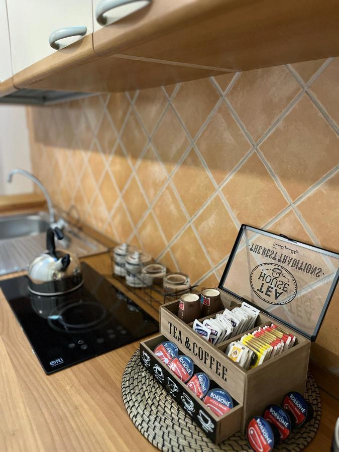 Wineexperience- Wine&Jacuzzi Suite Lecce Ngoại thất bức ảnh