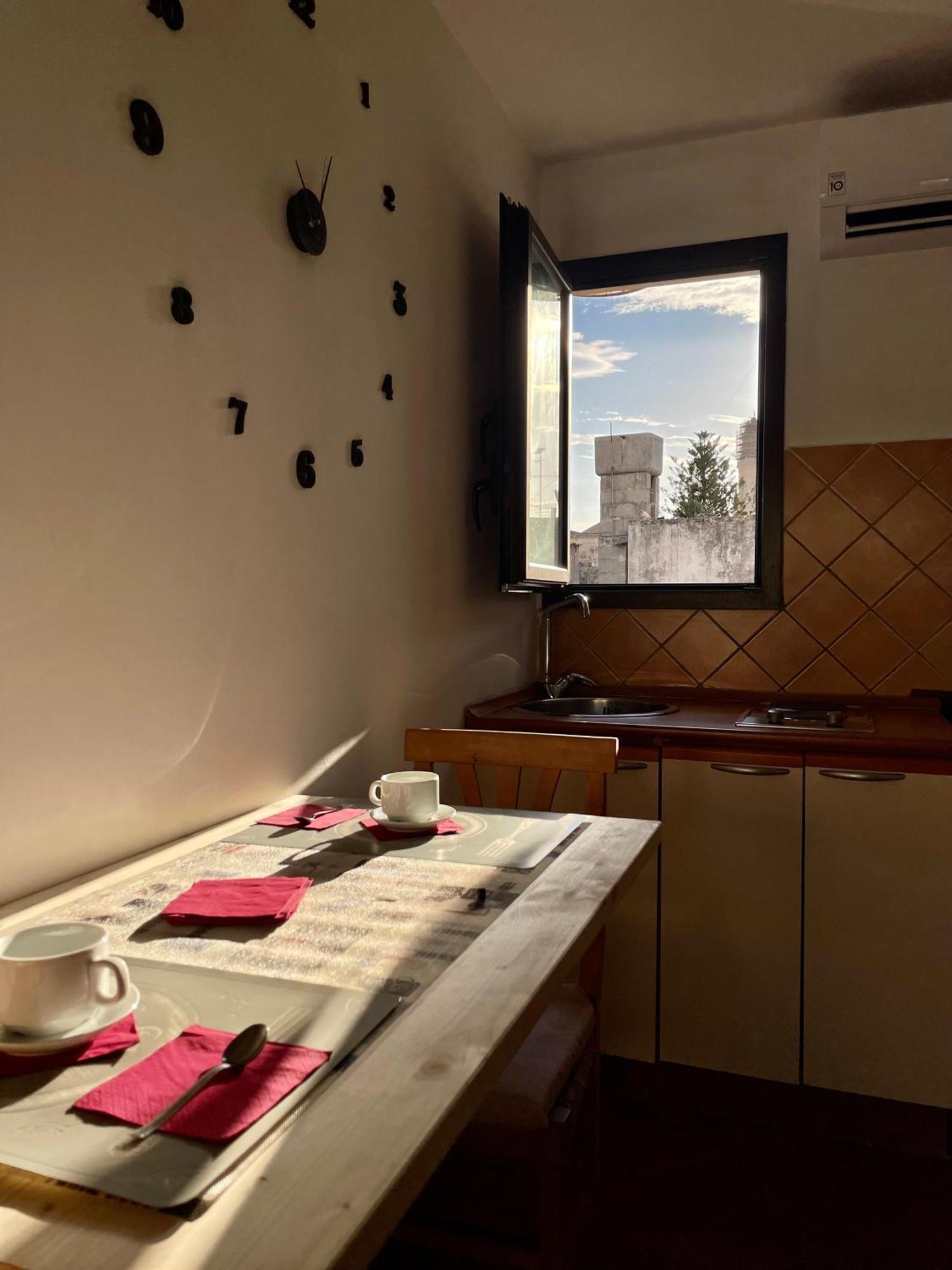 Wineexperience- Wine&Jacuzzi Suite Lecce Ngoại thất bức ảnh