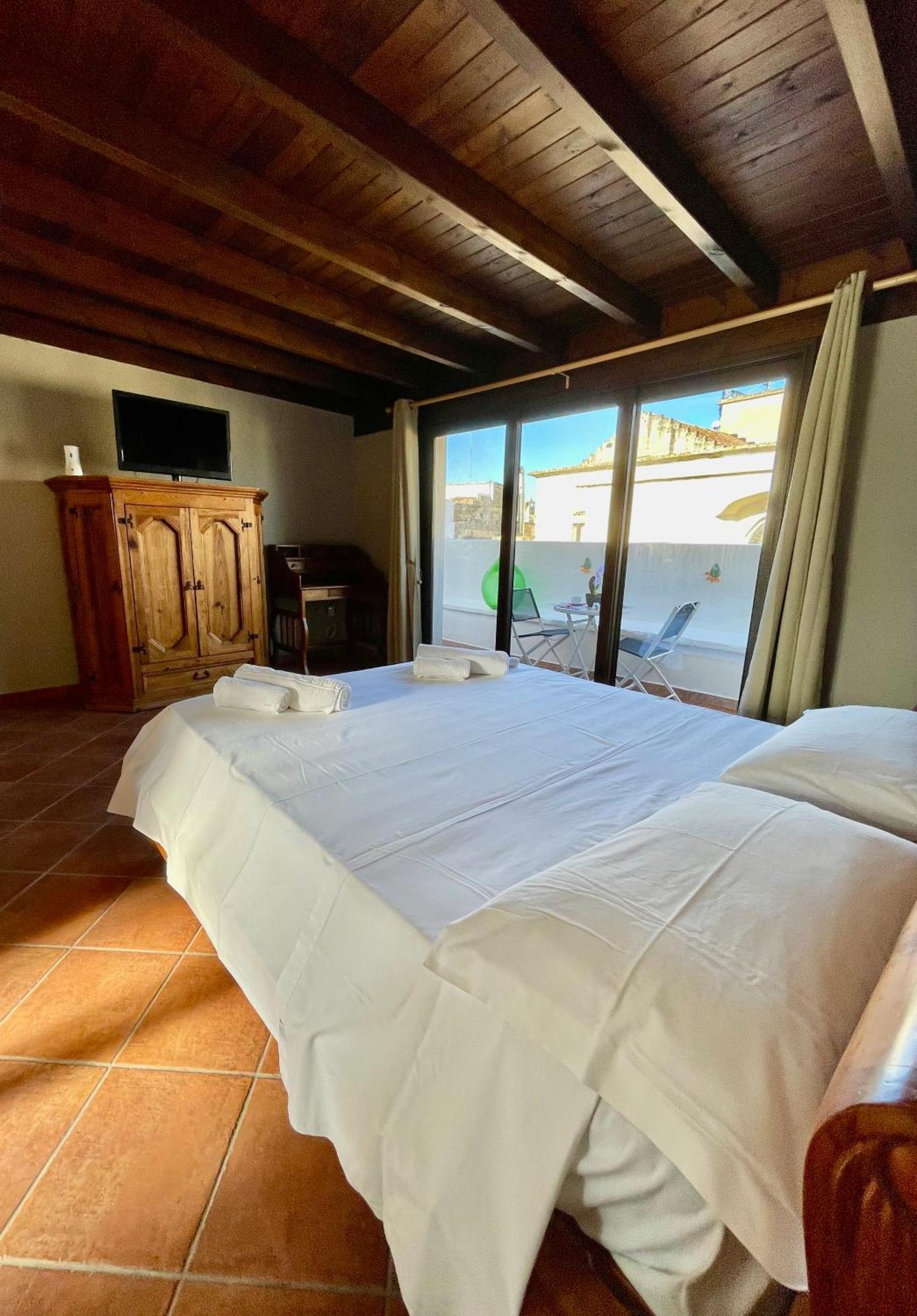 Wineexperience- Wine&Jacuzzi Suite Lecce Ngoại thất bức ảnh